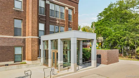 1454 TOWNSEND STREET #302