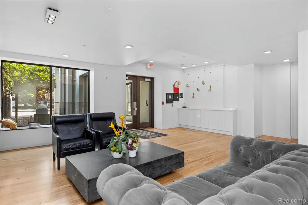 1454 TOWNSEND STREET #302 Detroit City, MI 48214
