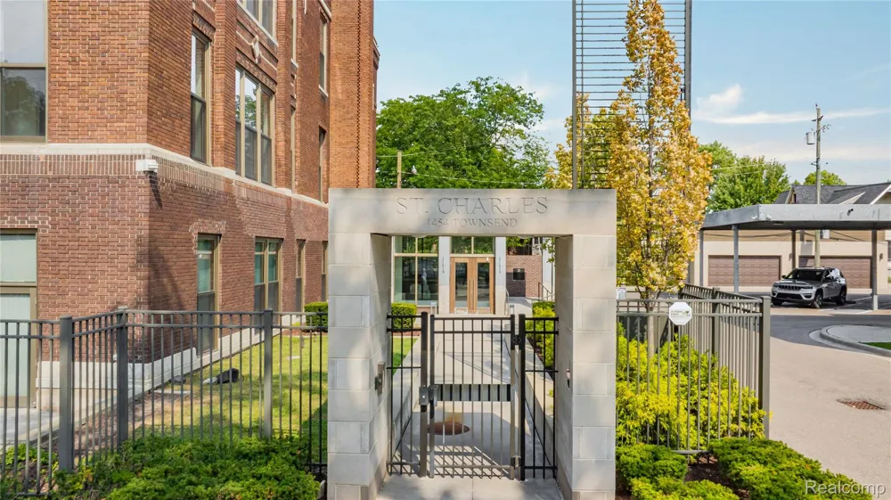 1454 TOWNSEND STREET #302 Detroit City, MI 48214