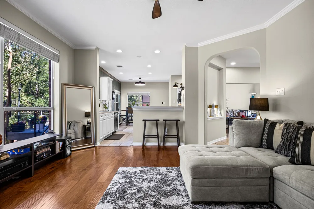13019 Scofield Farms Drive Austin, TX 78727
