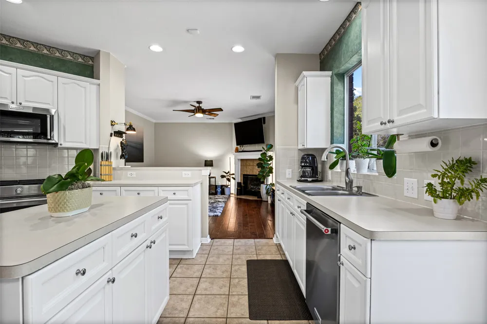 13019 Scofield Farms Drive Austin, TX 78727