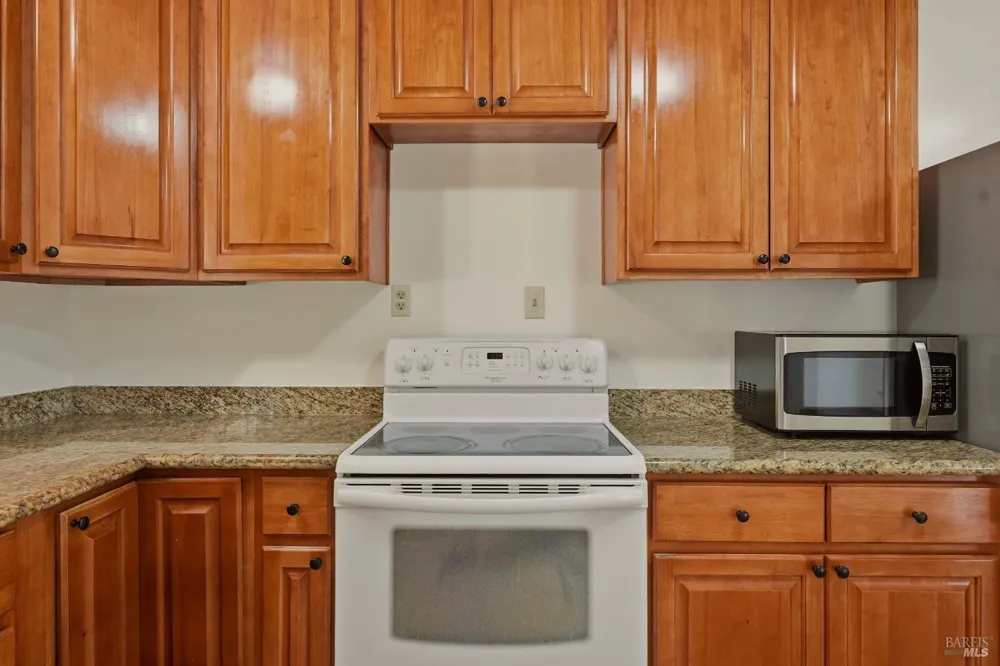 514 Corlano Avenue Santa Rosa, CA 95404
