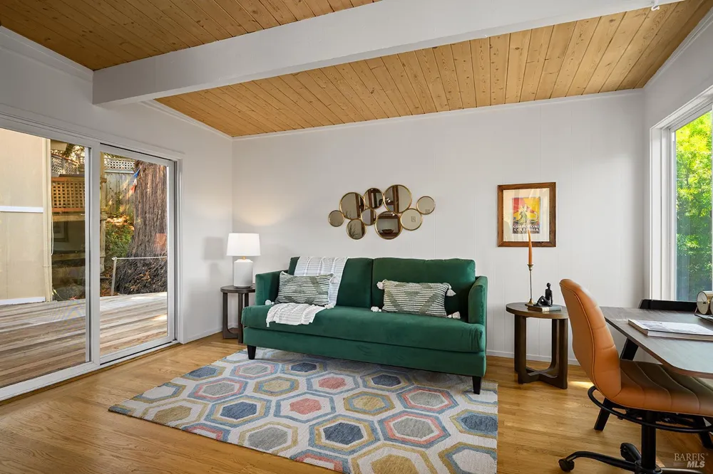 646 Ridgewood Avenue Mill Valley, CA 94941