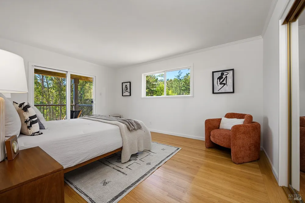 646 Ridgewood Avenue Mill Valley, CA 94941