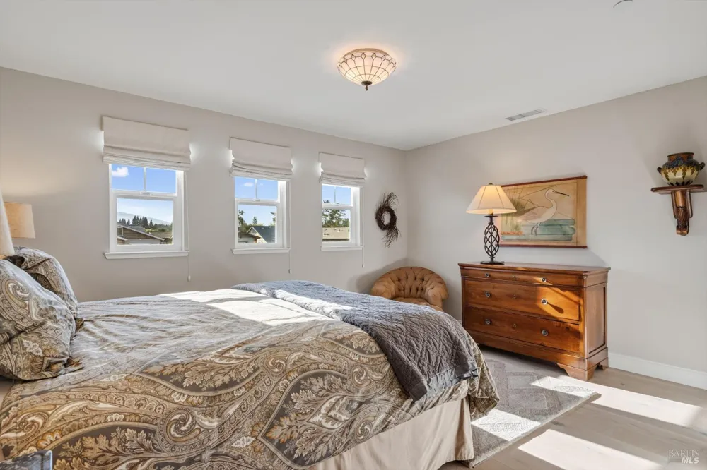 114 Lavender Circle Healdsburg, CA 95448