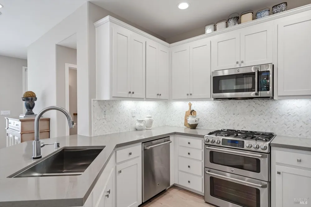 114 Lavender Circle Healdsburg, CA 95448