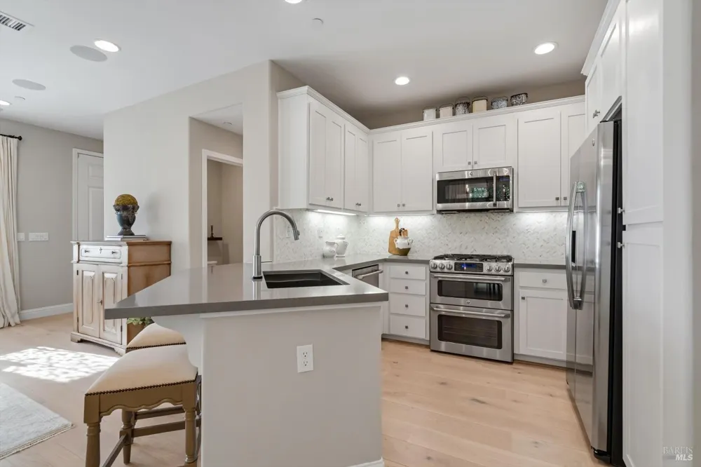 114 Lavender Circle Healdsburg, CA 95448
