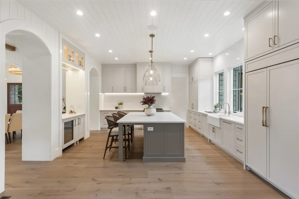 107 Summer Sky Lane Cashiers, NC 28717