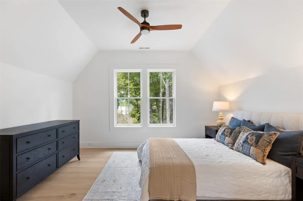 107 Summer Sky Lane Cashiers, NC 28717