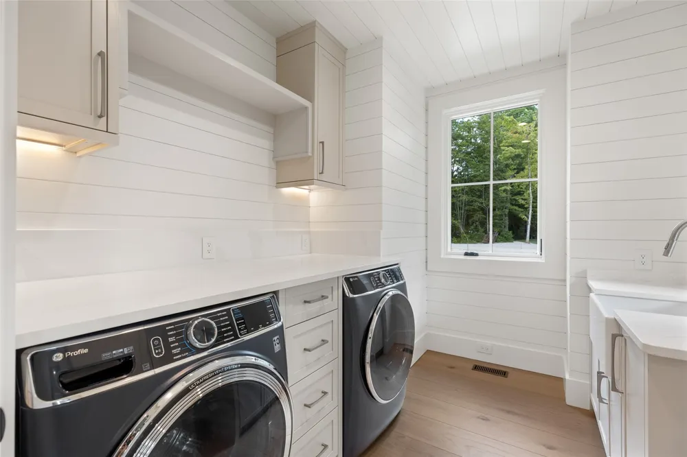 107 Summer Sky Lane Cashiers, NC 28717