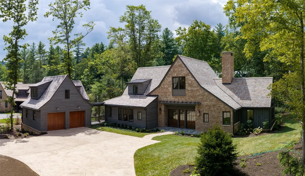 107 Summer Sky Lane Cashiers, NC 28717