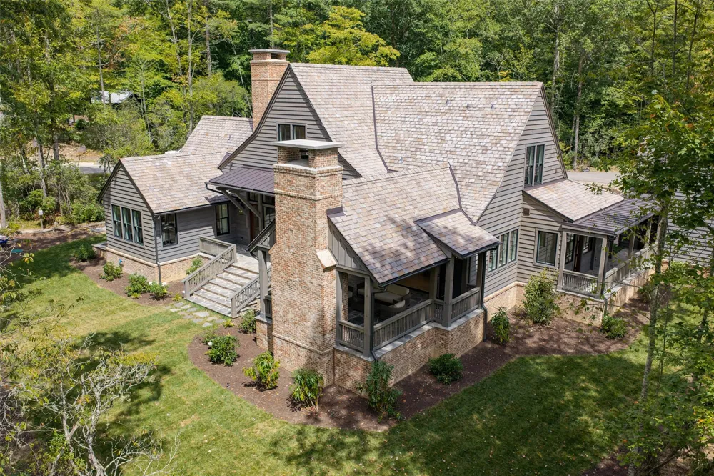 107 Summer Sky Lane Cashiers, NC 28717