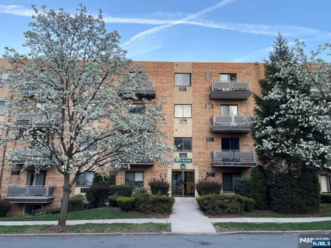 100 2nd Street 113