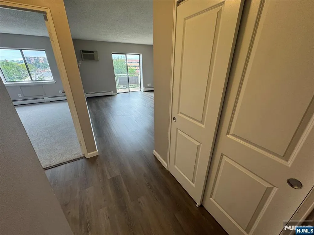 100 2nd Street 408 Hackensack, NJ 07601