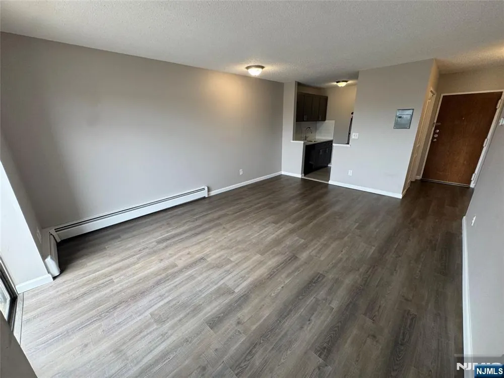 100 2nd Street 408 Hackensack, NJ 07601