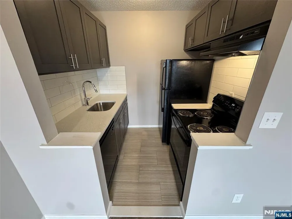 100 2nd Street 408 Hackensack, NJ 07601
