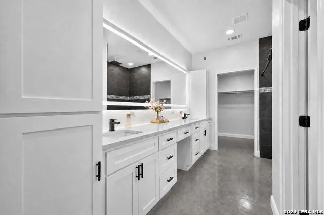 299 Pr 2776 Mico, TX 78056
