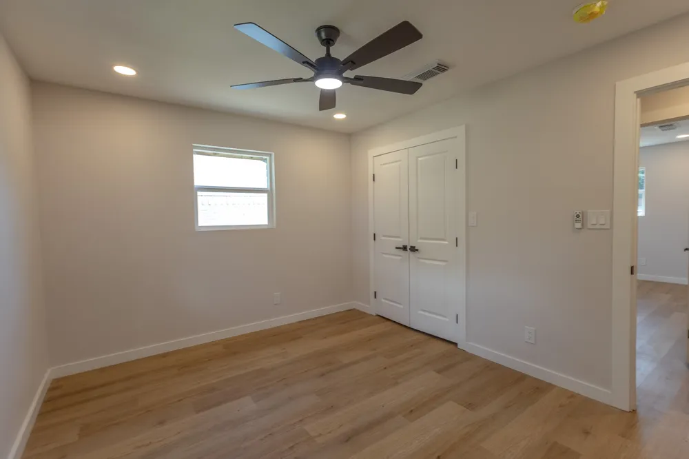 1121 Victoria Street Bellmead, TX 76705