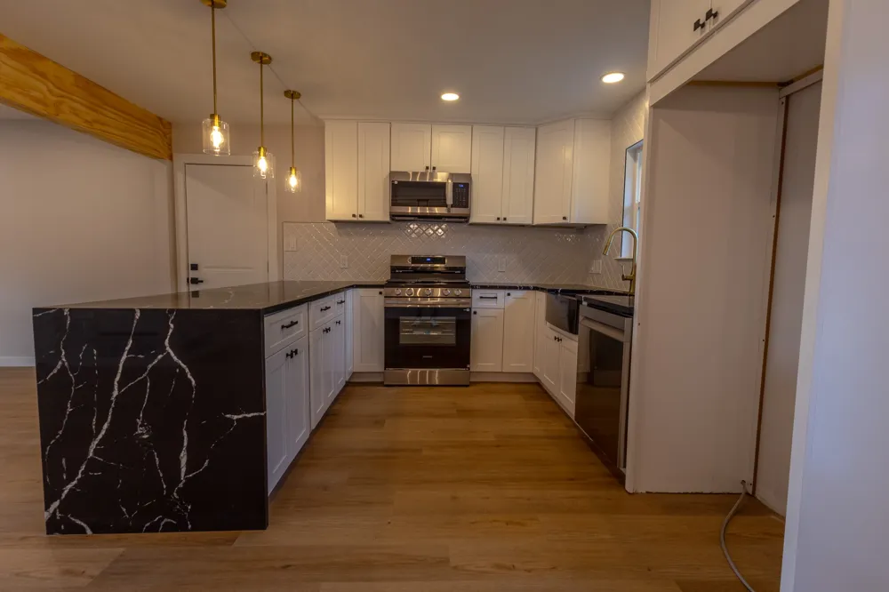1121 Victoria Street Bellmead, TX 76705