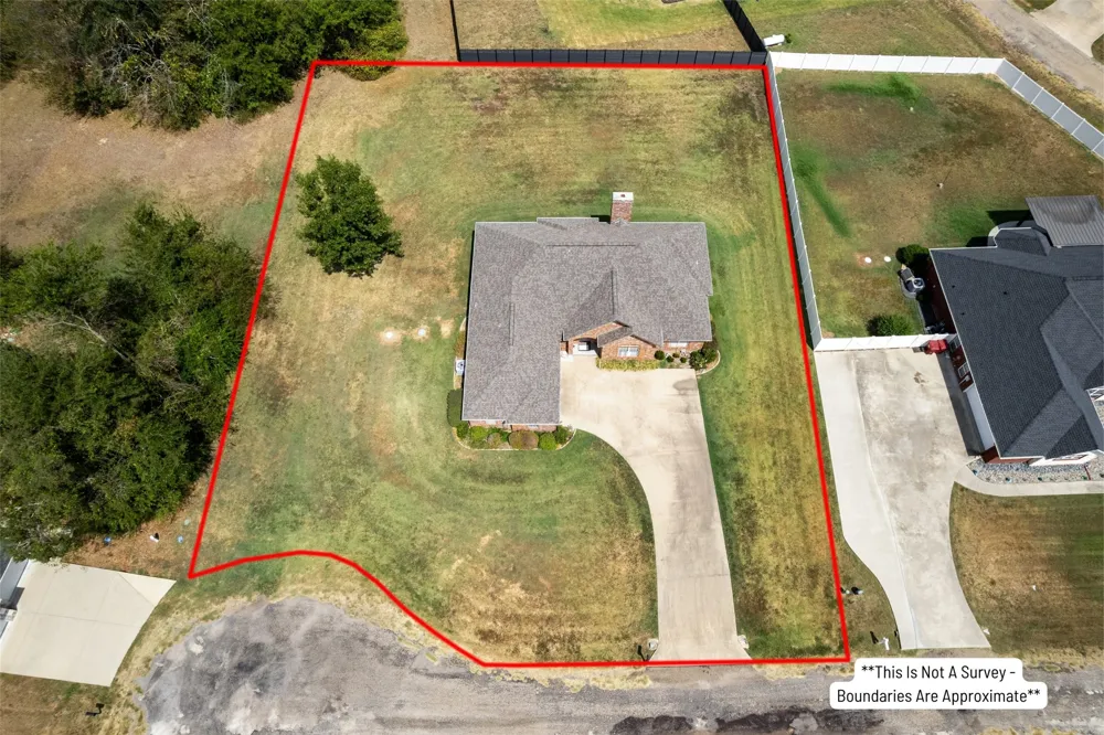 26 Oakwood Lane Mount Vernon, TX 75457