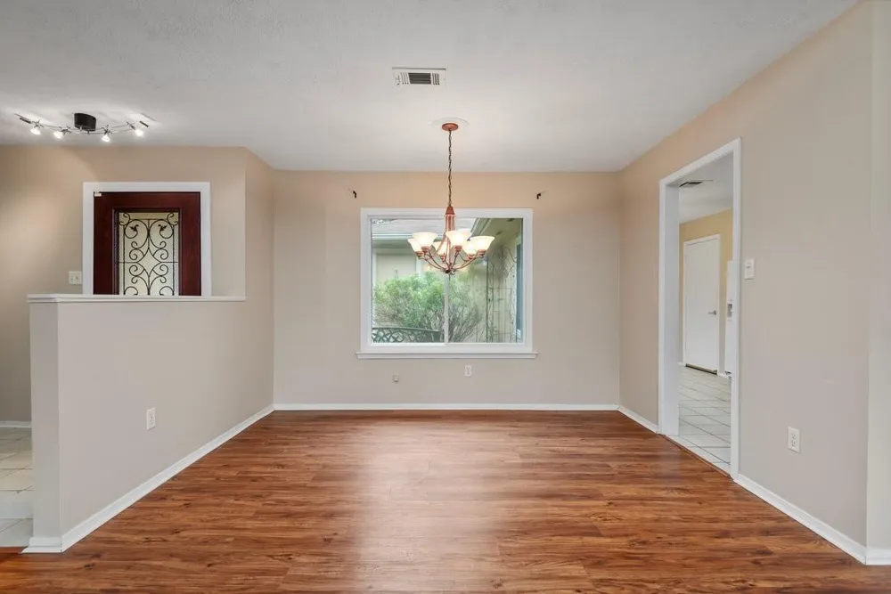 5822 Fallengate Drive Spring, TX 77373