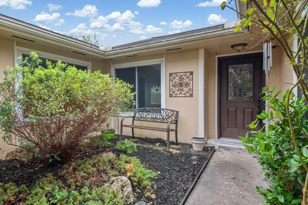 5822 Fallengate Drive Spring, TX 77373