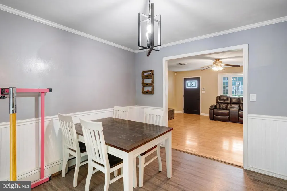 7 SPRUCE DRIVE Little Egg Harbor, NJ 08087