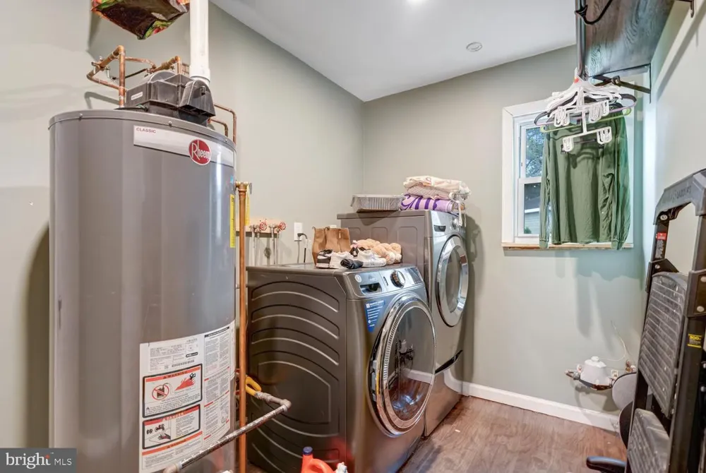 7 SPRUCE DRIVE Little Egg Harbor, NJ 08087
