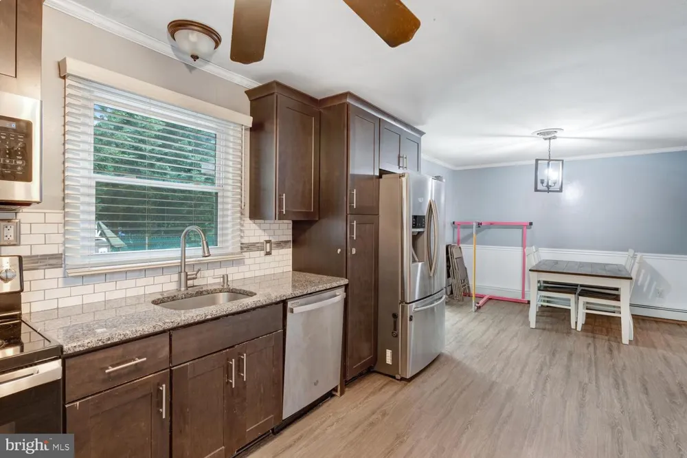 7 SPRUCE DRIVE Little Egg Harbor, NJ 08087
