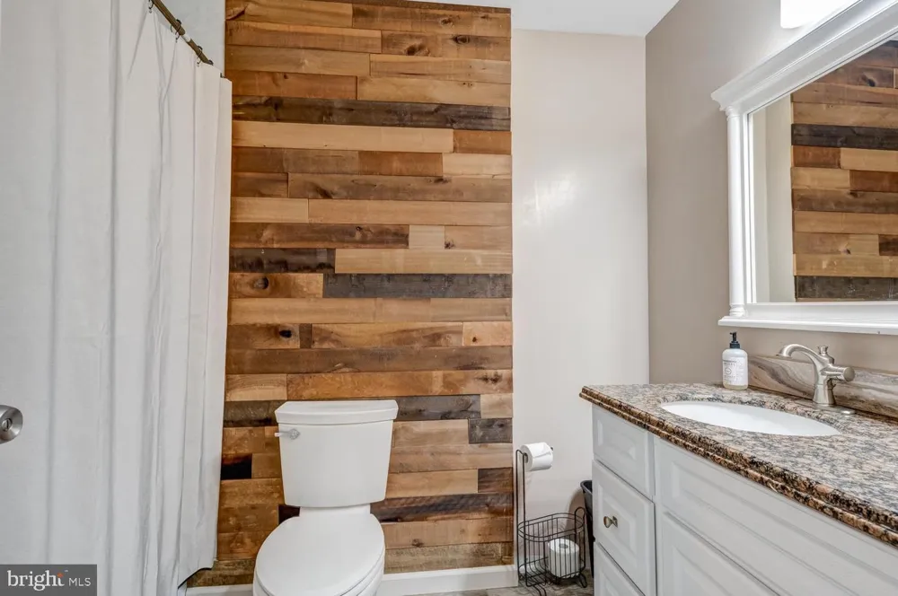 7 SPRUCE DRIVE Little Egg Harbor, NJ 08087