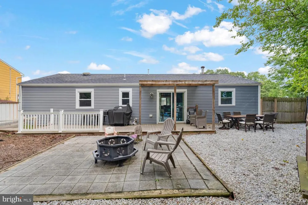 7 SPRUCE DRIVE Little Egg Harbor, NJ 08087