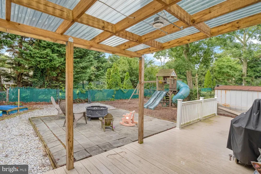 7 SPRUCE DRIVE Little Egg Harbor, NJ 08087