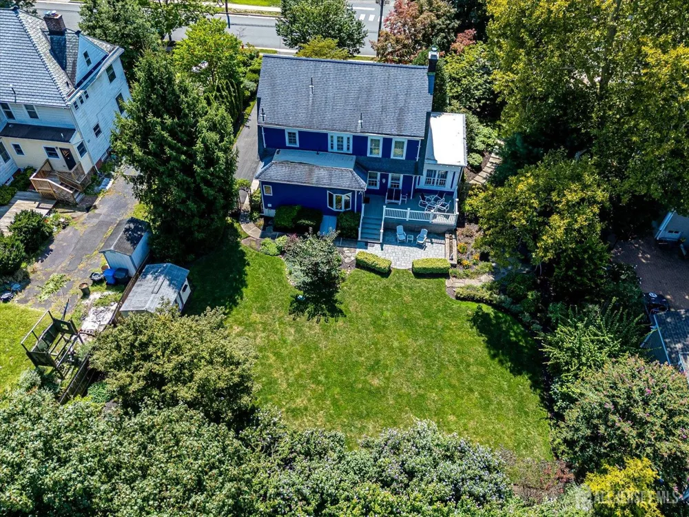 64 High Street Metuchen, NJ 08840