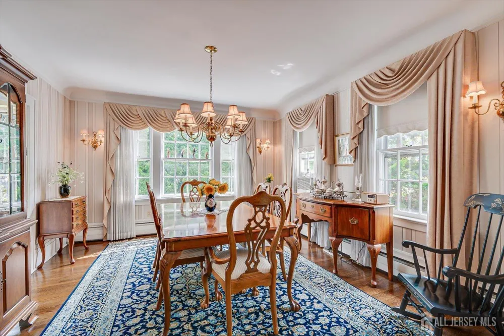 64 High Street Metuchen, NJ 08840