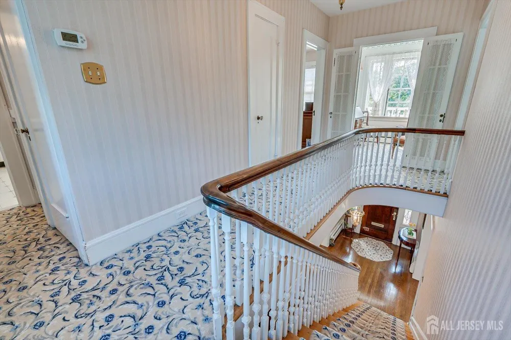64 High Street Metuchen, NJ 08840