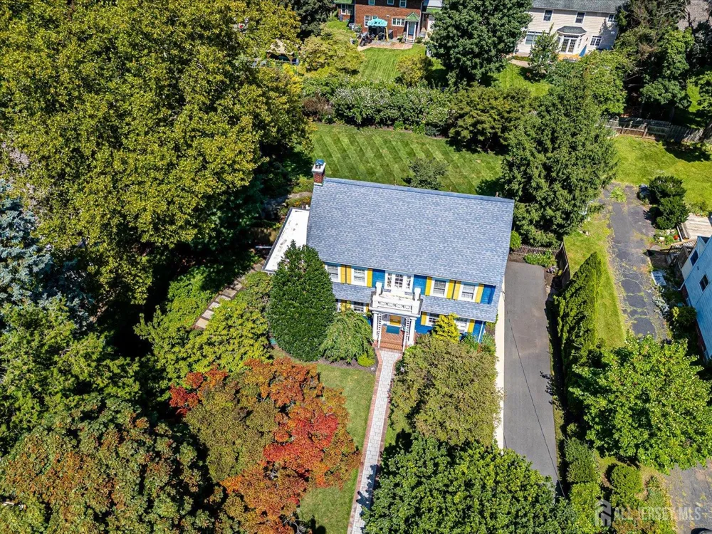 64 High Street Metuchen, NJ 08840