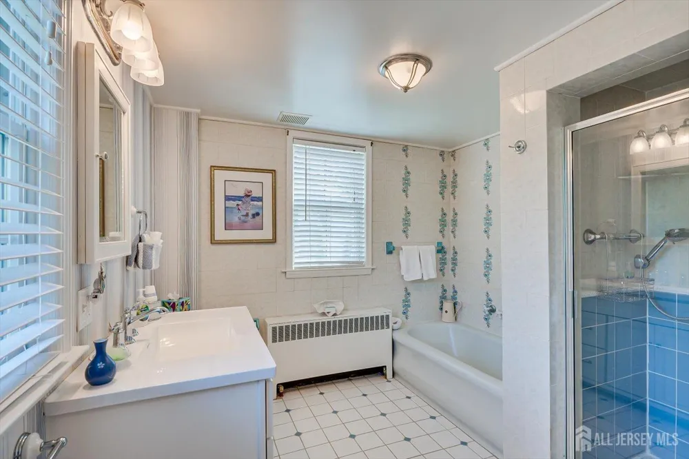 64 High Street Metuchen, NJ 08840