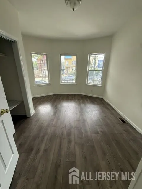 102 Broad Street Perth Amboy, NJ 08861