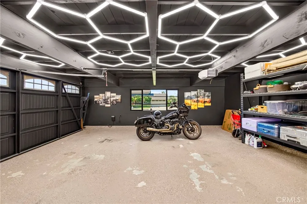 3031 E Elgin Orange, CA 92869