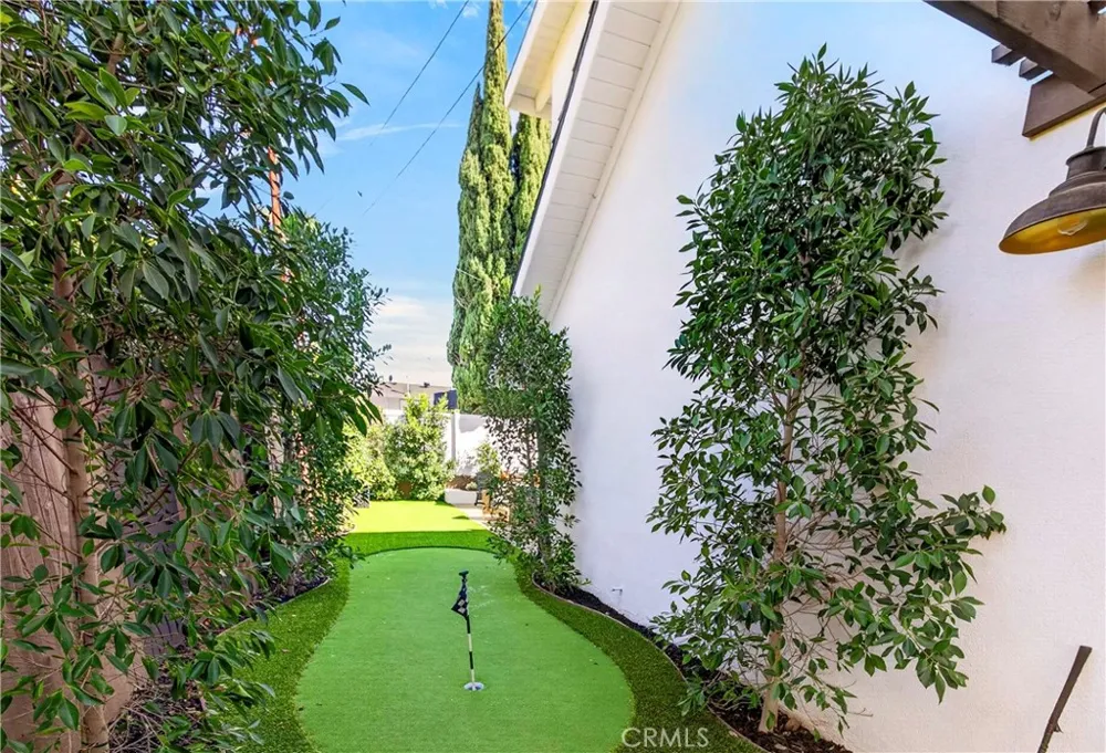 3031 E Elgin Orange, CA 92869