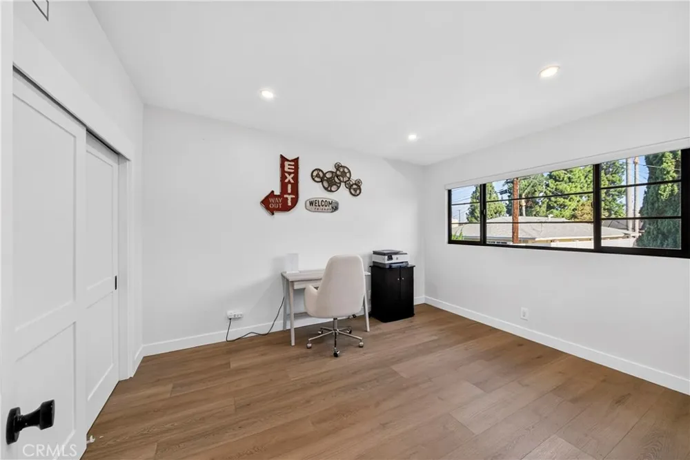 3031 E Elgin Orange, CA 92869