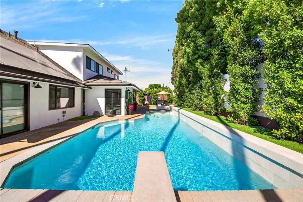 3031 E Elgin Orange, CA 92869