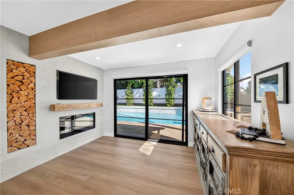 3031 E Elgin Orange, CA 92869