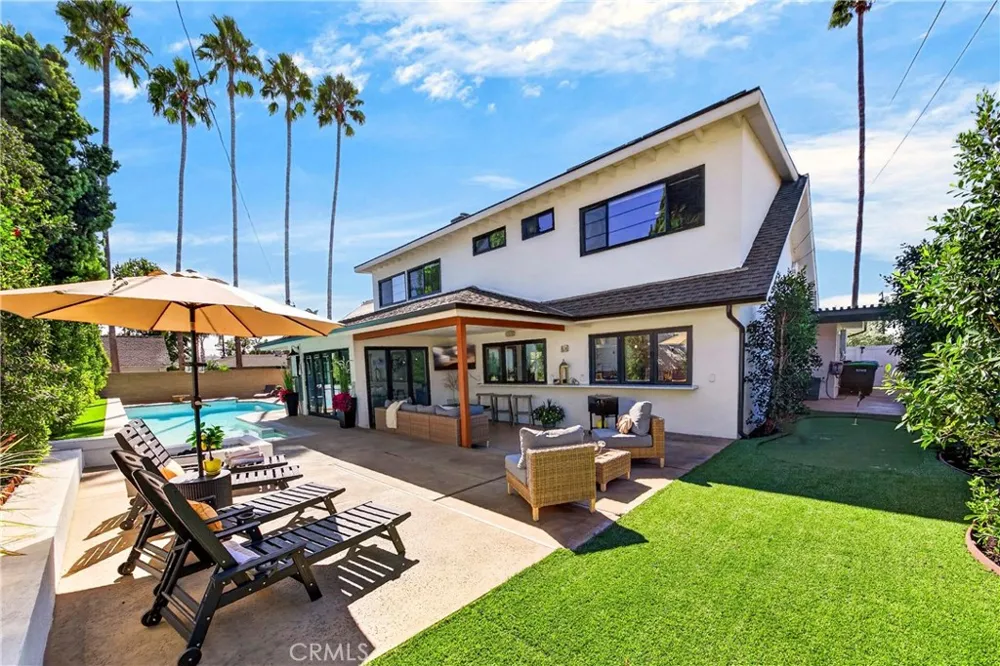 3031 E Elgin Orange, CA 92869