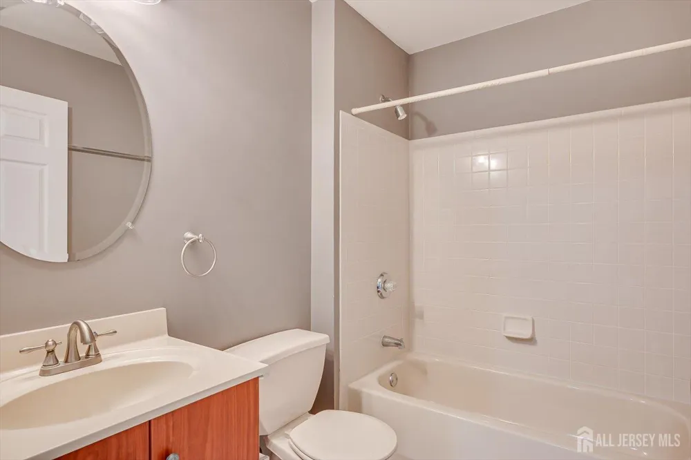 59 Woodhill Street Franklin, NJ 08873