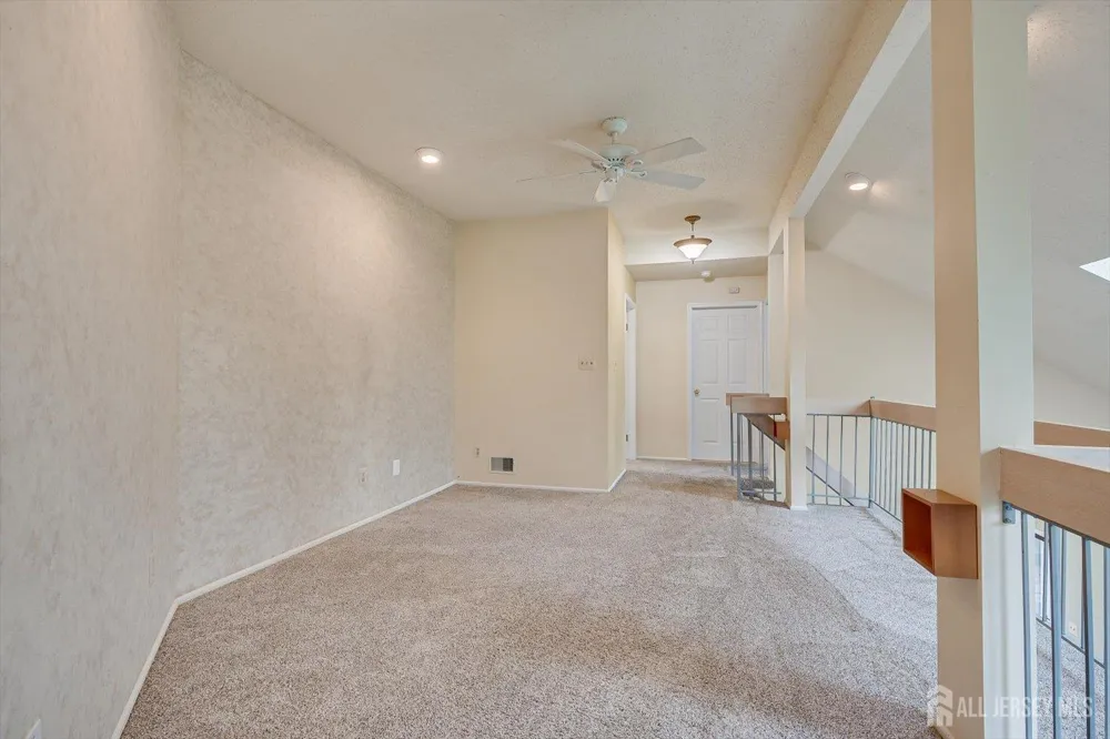 59 Woodhill Street Franklin, NJ 08873