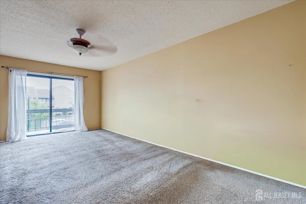 59 Woodhill Street Franklin, NJ 08873