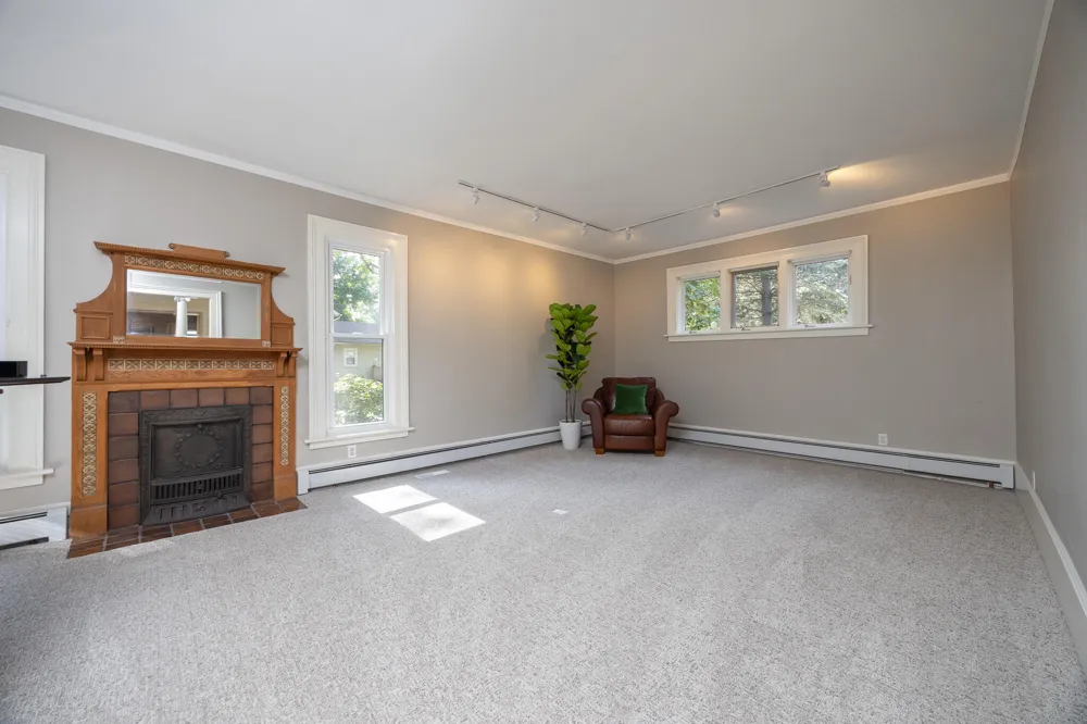 318 Ann Arbor Street Manchester, MI 48158