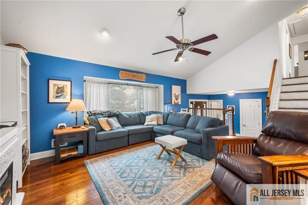 122 Benart Place Middlesex, NJ 08846