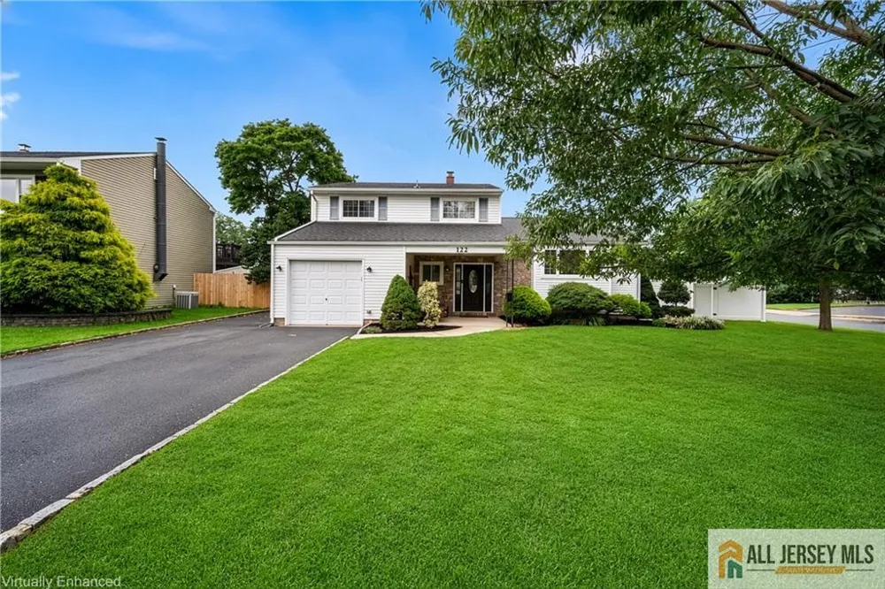 122 Benart Place Middlesex, NJ 08846